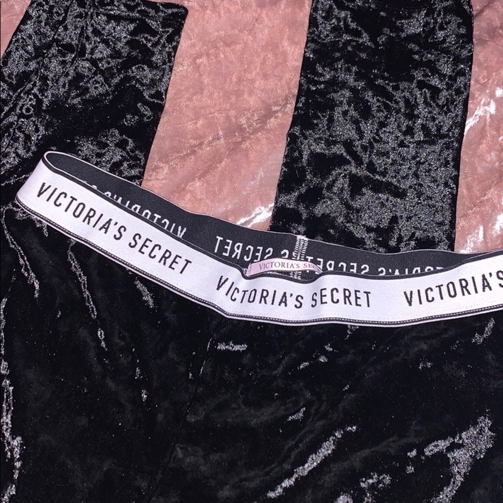 VS Logo Velvet Leggings